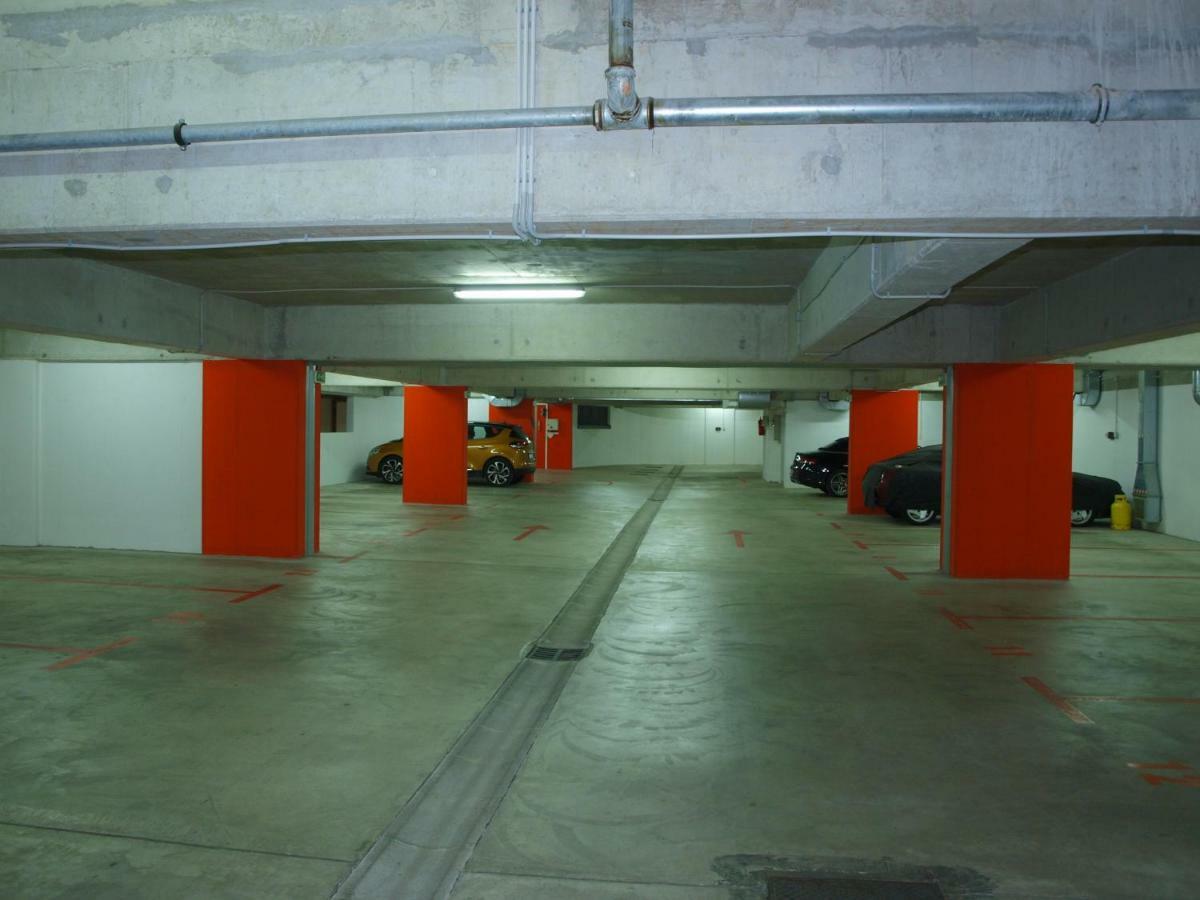 Lucia Exclusive With Parking In The Garage Lägenhet Poreč Exteriör bild